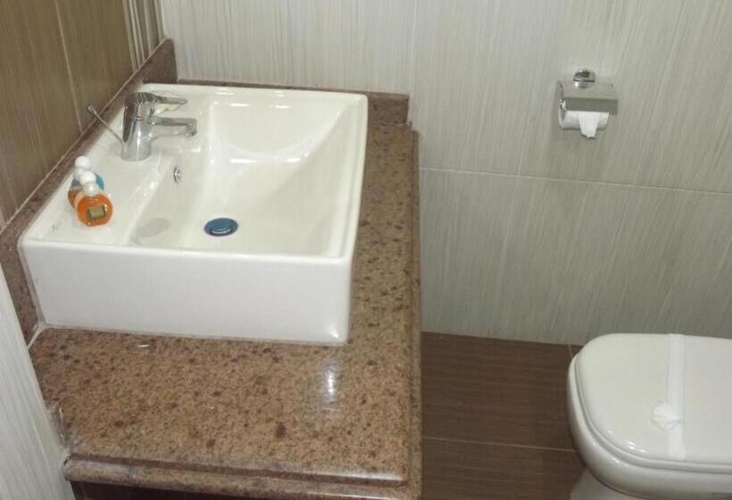 اتاق استاندارد یک نفره, Mayorca Hotel Cairo