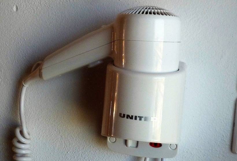 标准工作室, Paraschos Studios Kos