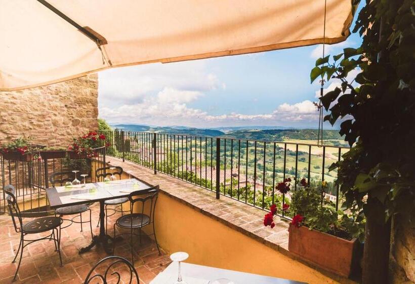 Люкс Повышенной Комфортности, Osteria Del Borgo B&b