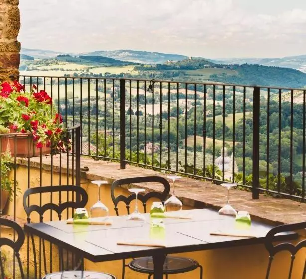 سوییت لوکس, Osteria Del Borgo B&b