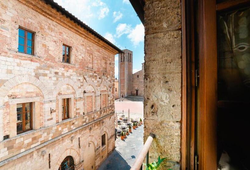 Люкс Вид на Город, Osteria Del Borgo B&b
