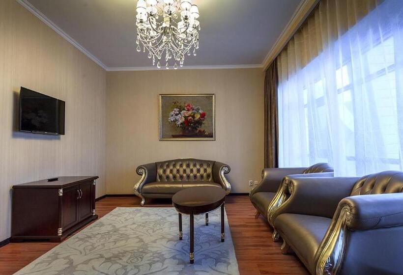 سوییت, Reikartz Park Astana Ex Royal Park Hotel & Spa