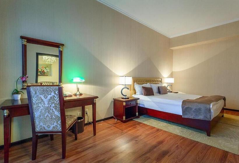 سوییت, Reikartz Park Astana Ex Royal Park Hotel & Spa