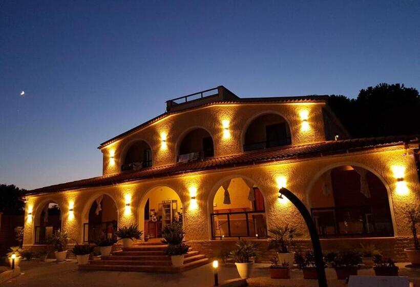 Вилла с 1 спальней и бассейном, Villa Sunset B&b/apartments