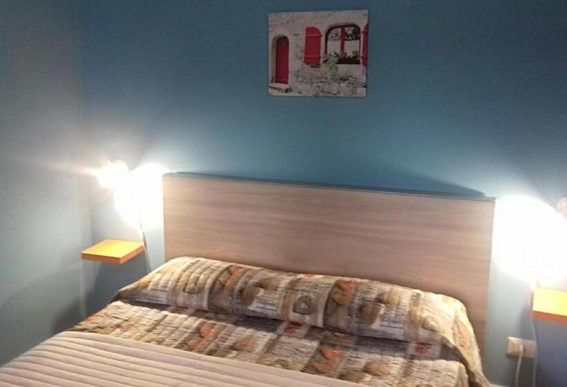 Номер Стандарт Трехместный, Bed And Fly Aeroporto Fontanarossa Reception H24