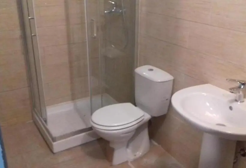 اتاق استاندارد سه نفره, Bed And Fly Aeroporto Fontanarossa Bagno Privato In Camera