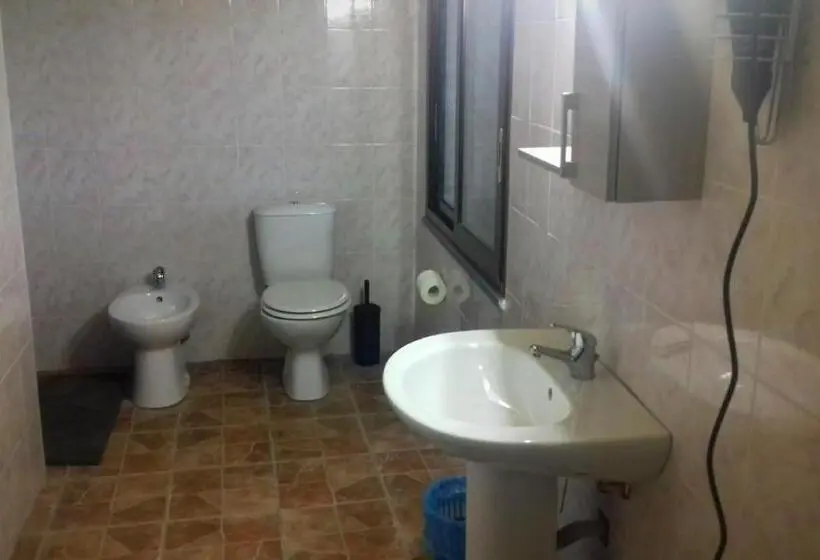 Standard room with outdoor bath, Bed And Fly Aeroporto Fontanarossa Bagno Privato In Camera