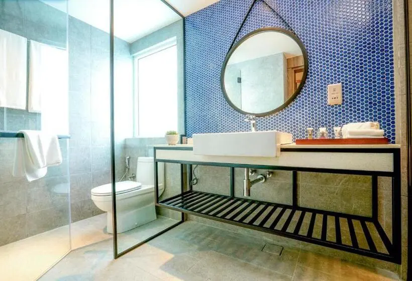 Deluxe Kolmen Hengen Huone, Mercure Langkawi Pantai Cenang
