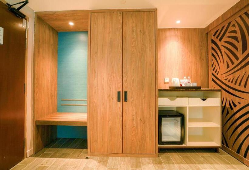 Трехместный Номер Deluxe, Mercure Langkawi Pantai Cenang