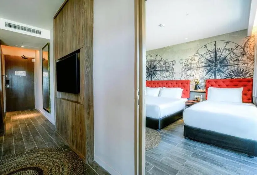 Deluxe Kolmen Hengen Huone, Mercure Langkawi Pantai Cenang