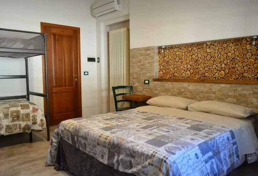 Premium Neljän Hengen Huone, Costa Del Gallo