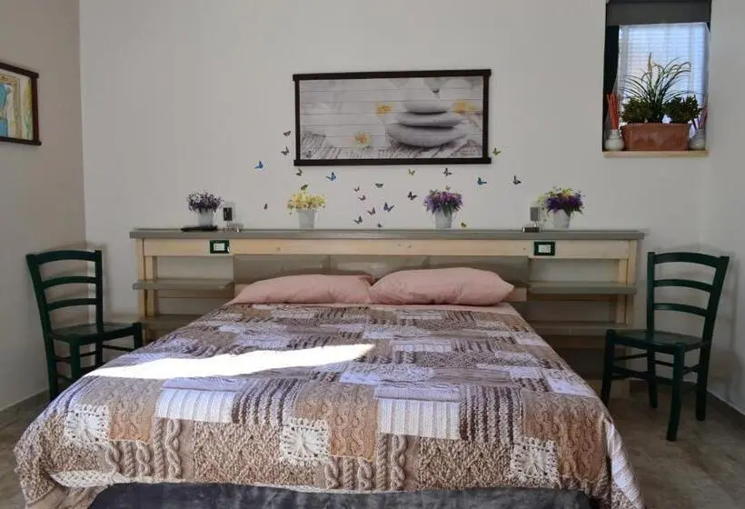 Comfort Kolmen Hengen Huone, Costa Del Gallo
