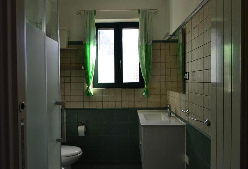 컴포트 트리플 룸, Costa Del Gallo