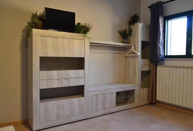 디럭스 룸, Costa Del Gallo