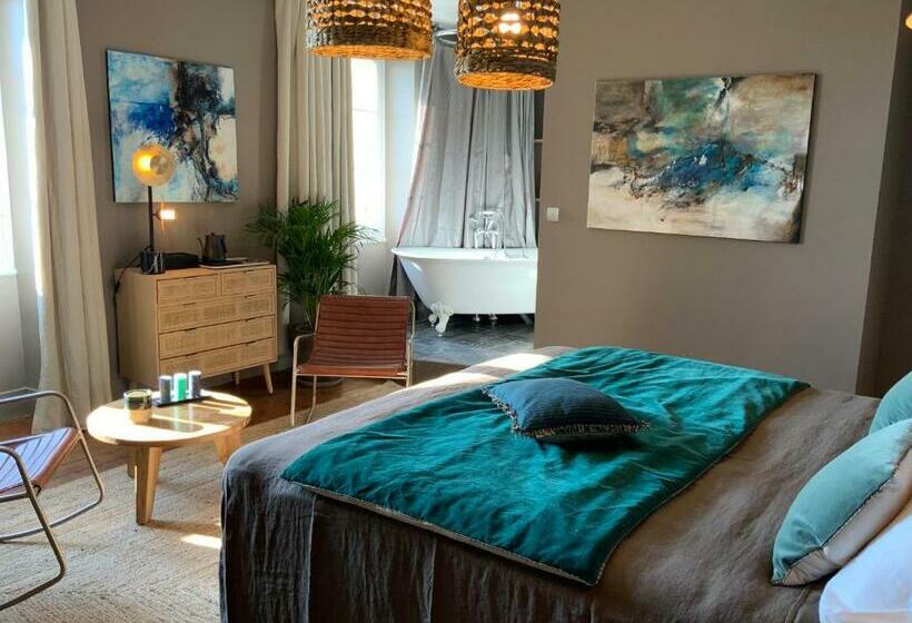 اتاق لوکس, La Bastide Des Grands Chênes