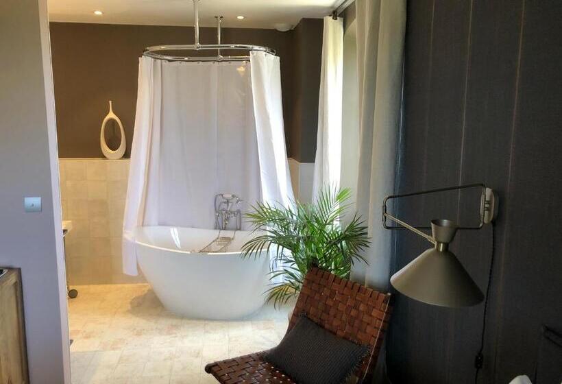 اتاق استاندارد با تخت بزرگ, La Bastide Des Grands Chênes