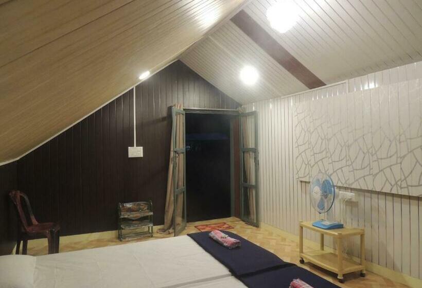 חדר סטנדרט לארבעה, Room In Farmhouse   Dandeli   Aura Jungle Stay