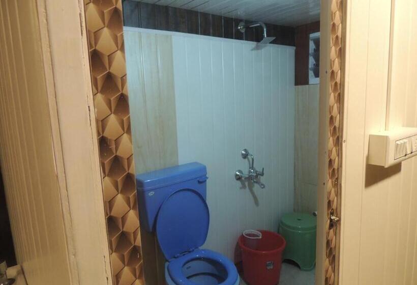 חדר סטנדרט לארבעה, Room In Farmhouse   Dandeli   Aura Jungle Stay