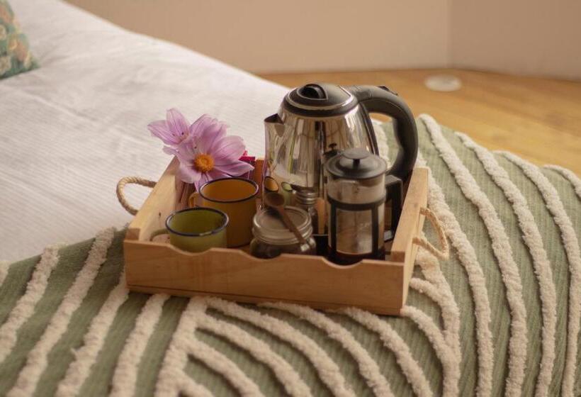 スイート, Cúspide