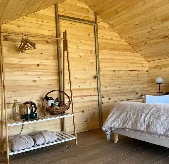 Chambre Standard, Cúspide