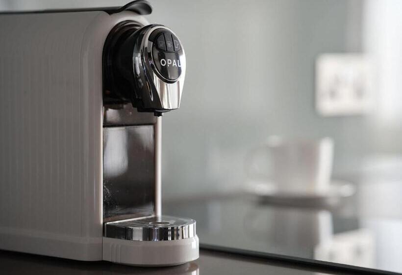 סטודיו סטנדרט עם מרפסת, Dao By Dorsett West London