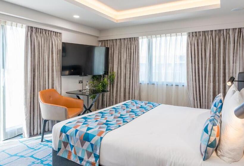 סטודיו סטנדרט עם מרפסת, Dao By Dorsett West London