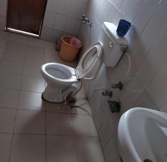 Quarto Deluxe com Sacada, Goroomgo Shah Guest House Nainital   Excellent Customer Service