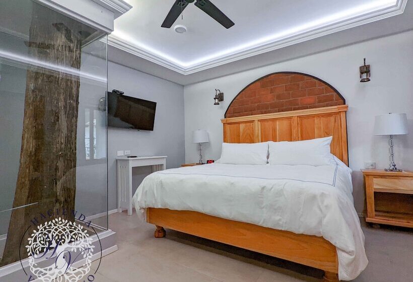 חדר סטנדרט לארבעה, Hacienda Valentino