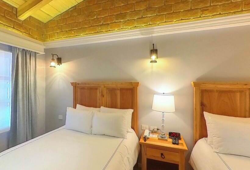 חדר סטנדרט לארבעה, Hacienda Valentino