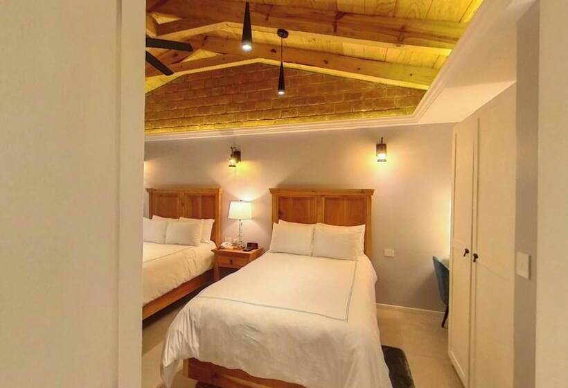 חדר סטנדרט לארבעה, Hacienda Valentino