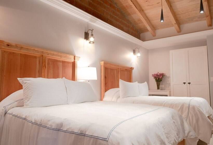 חדר סטנדרט לארבעה, Hacienda Valentino