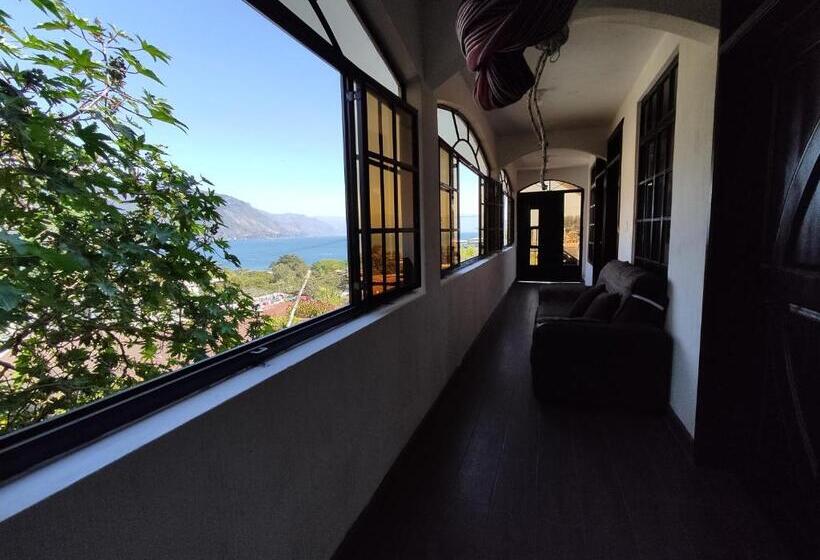 اتاق لوکس, Posada Belén