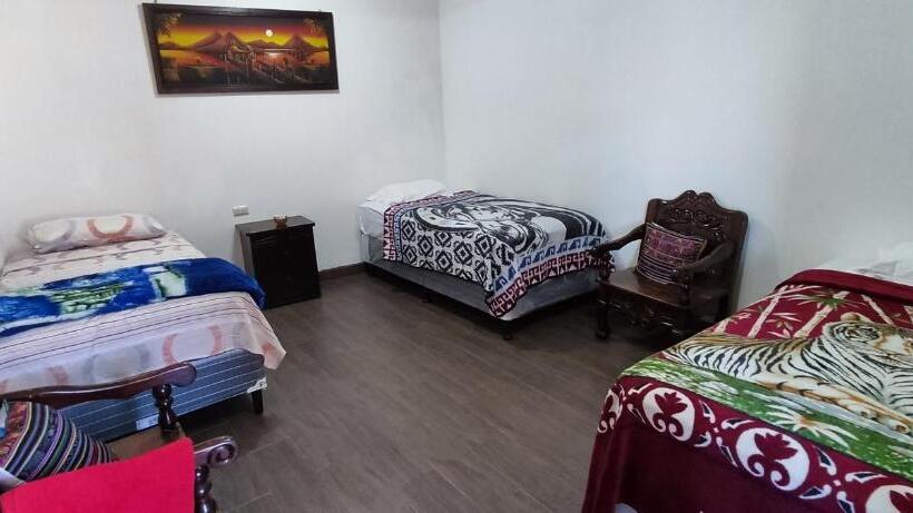 اتاق کلاسیک چهارنفره, Posada Belén