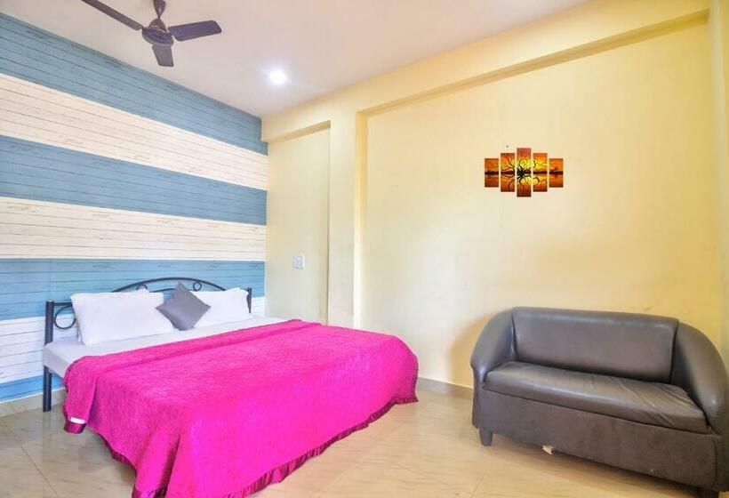 패밀리 룸, Motel Bottle