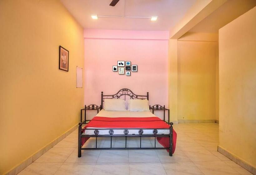 패밀리 룸, Motel Bottle