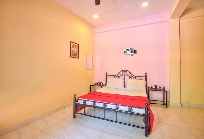 패밀리 룸, Motel Bottle