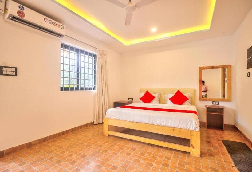 패밀리 룸, Motel Bottle