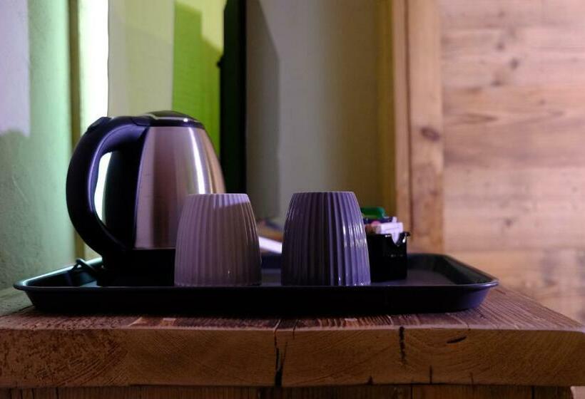 اتاق لوکس, Arlette Chambres D Hôtes