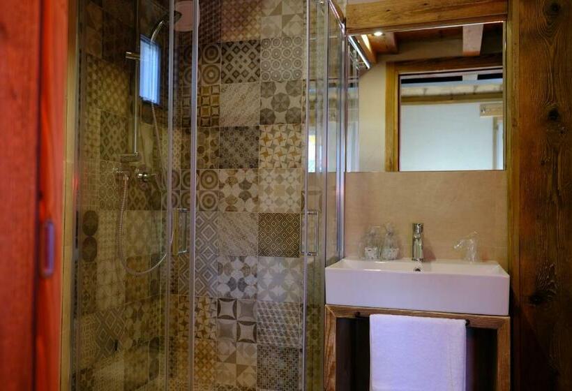 اتاق لوکس, Arlette Chambres D Hôtes