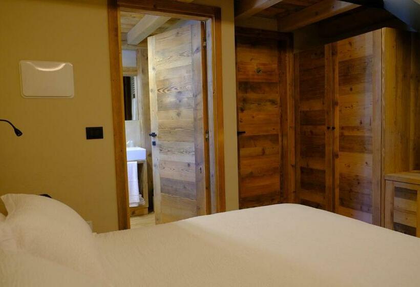 اتاق لوکس, Arlette Chambres D Hôtes