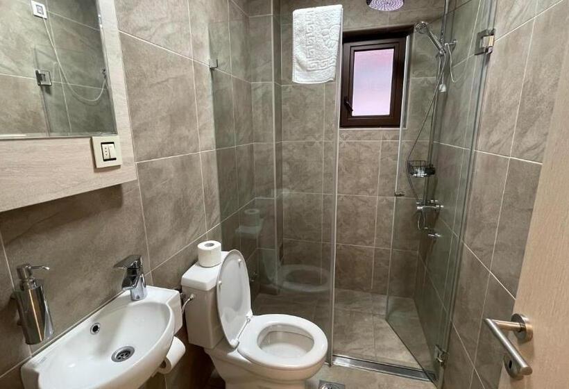 اتاق لوکس با تخت بزرگ, City Smart