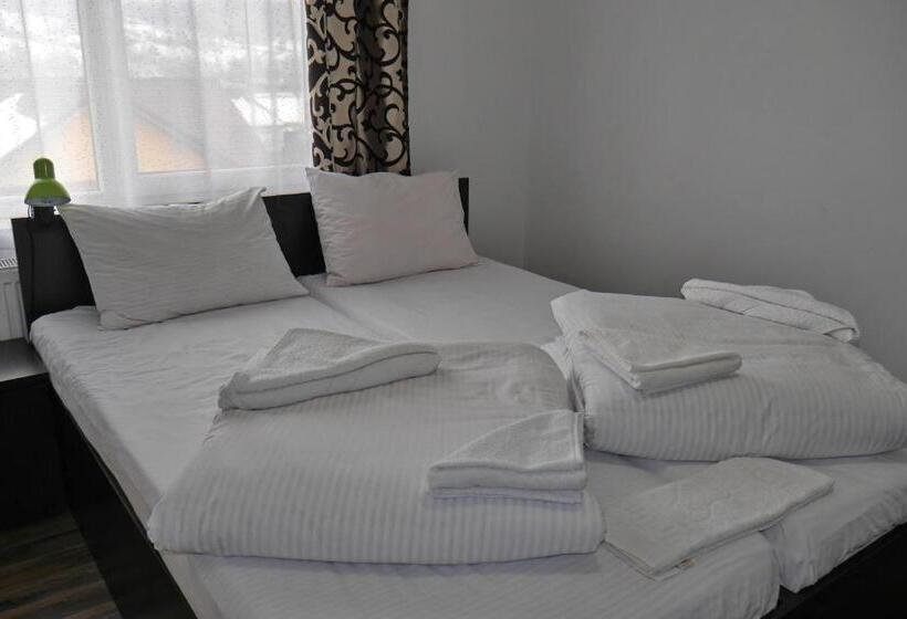 标准间, Floare De Colt