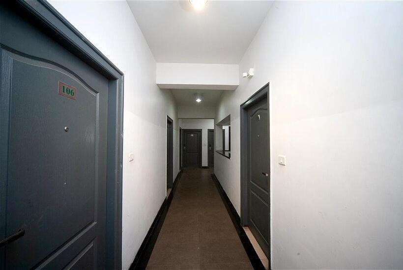 Deluxe Room, Stayeasy Tiruvanmiyur