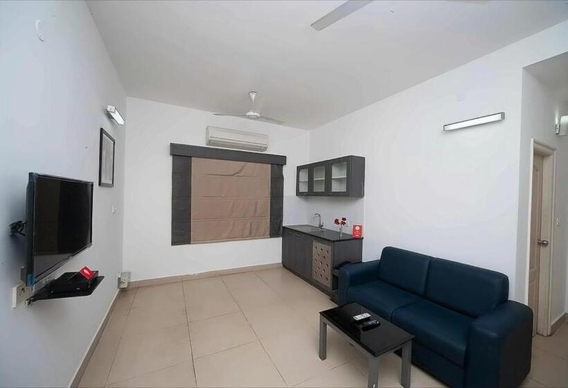 Deluxe Room, Stayeasy Tiruvanmiyur