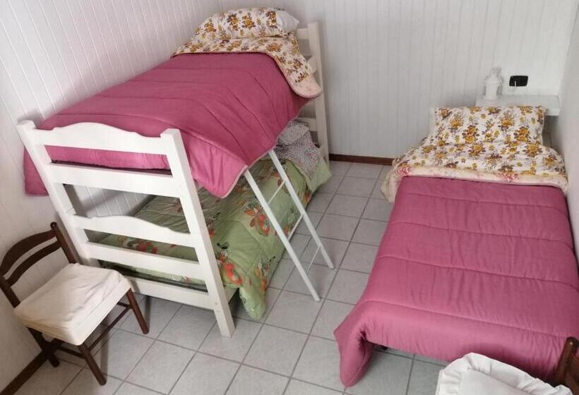 스탠다드 트리플 룸, B&b Nonna Bi