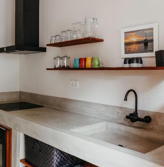 استودیوی استاندارد, Boutik Le Morne Holiday Apartments