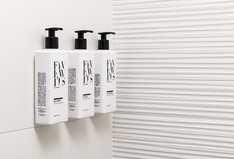 اتاق دلوکس مخصوص معلولین, Astra Hotel, Seattle, A Tribute Portfolio Hotel By Marriott No Resort Fees