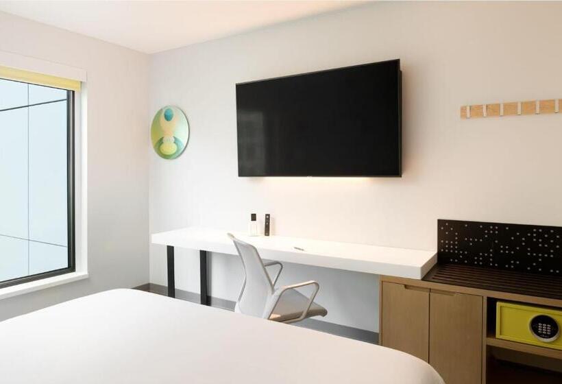 Büyük Çift Kişilik Yataklı Delüks Oda, Astra Hotel, Seattle, A Tribute Portfolio Hotel By Marriott   No Resort Fees