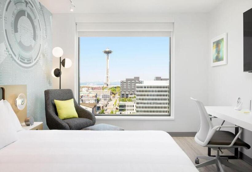 Büyük Çift Kişilik Yataklı Standart Oda, Astra Hotel, Seattle, A Tribute Portfolio Hotel By Marriott   No Resort Fees