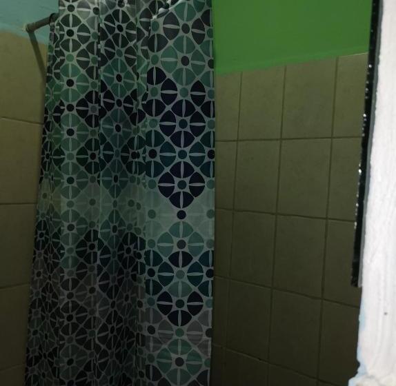 اتاق استاندارد, El Eden